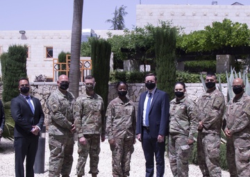 Connecticut Senator Visits Connecticut Soldiers Overseas