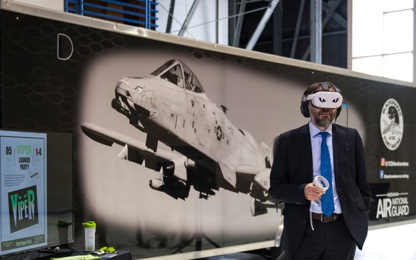 Slovak Ambassador visits 122nd Fighter Wing