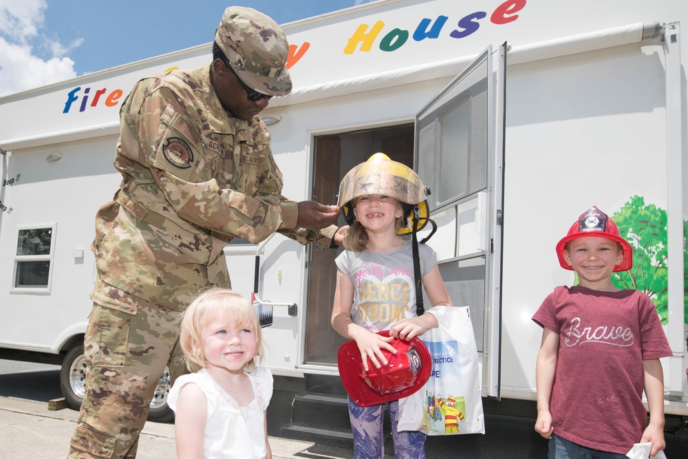 Hurricane Block Party preps Team Dover for summer safety