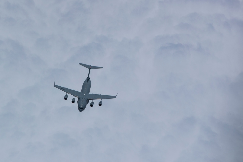 C-17 Globemaster III refueling