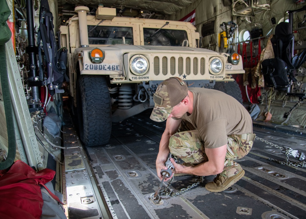 Flying Jennies provide airlift, airdrop during Voyager Shield