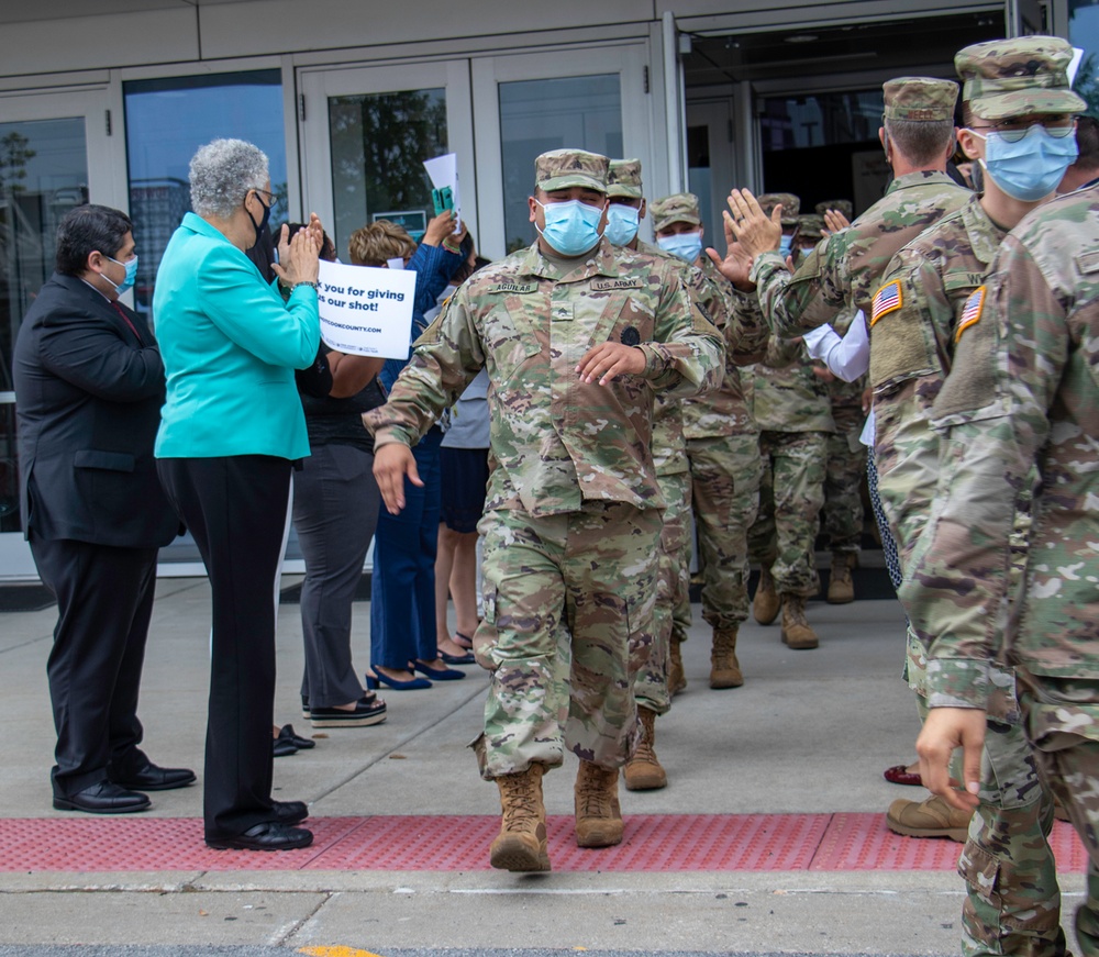 Illinois National Guard troops thanked for work at Tinley Park Mass Vaccination Site