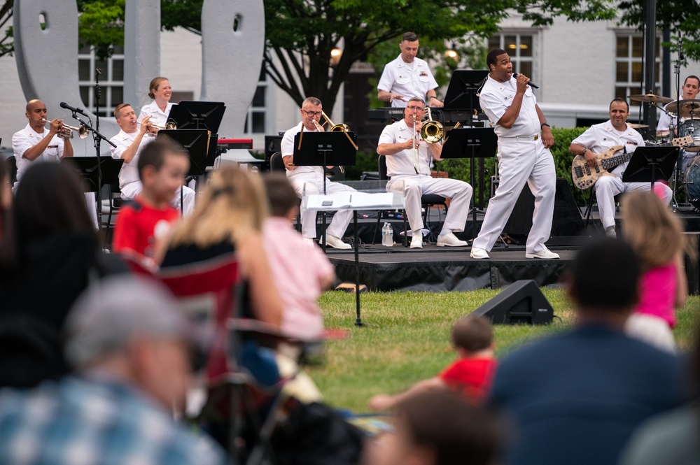 U.S. Navy Band performs at Washington Navy Yard