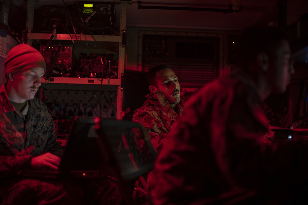 11th MEU Marines coordinate fires in a fire direction center