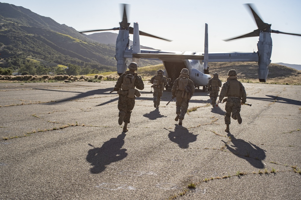 11th MEU Marines conduct TRAP