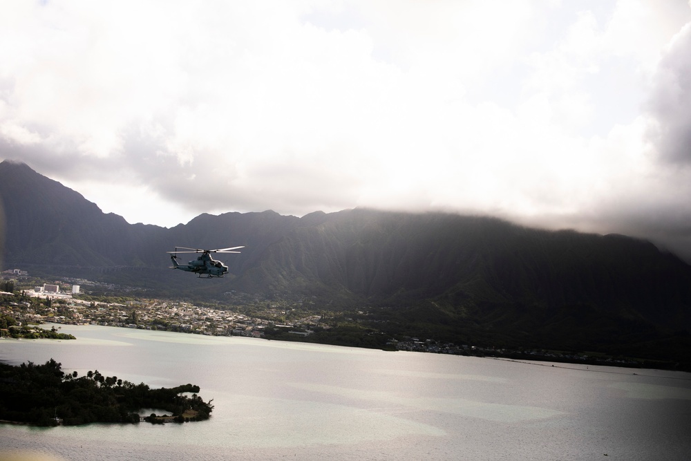 Birds of a Feather: HMLA-367 &amp; HMH-463 Conduct Joint Squadron Training Flight