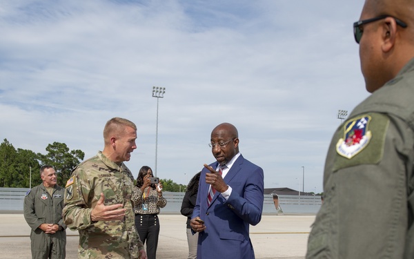 Sen. Warnock visits JSTARS at Robins Air Force Base