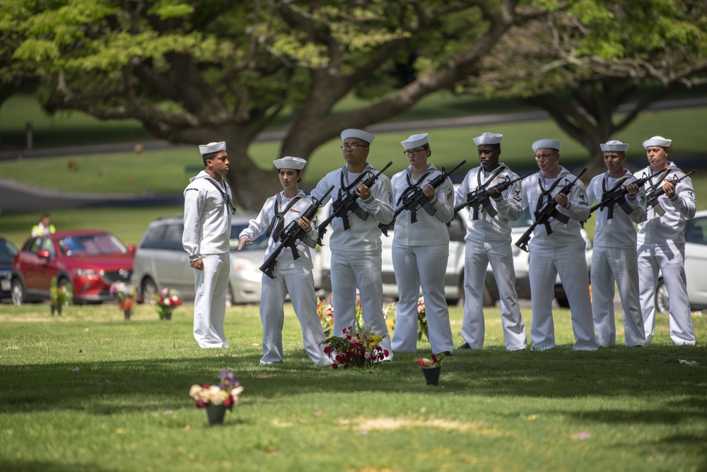 Funeral for USS Oklahoma sailor accounted for from WWII – GM3C Shelby Treadway