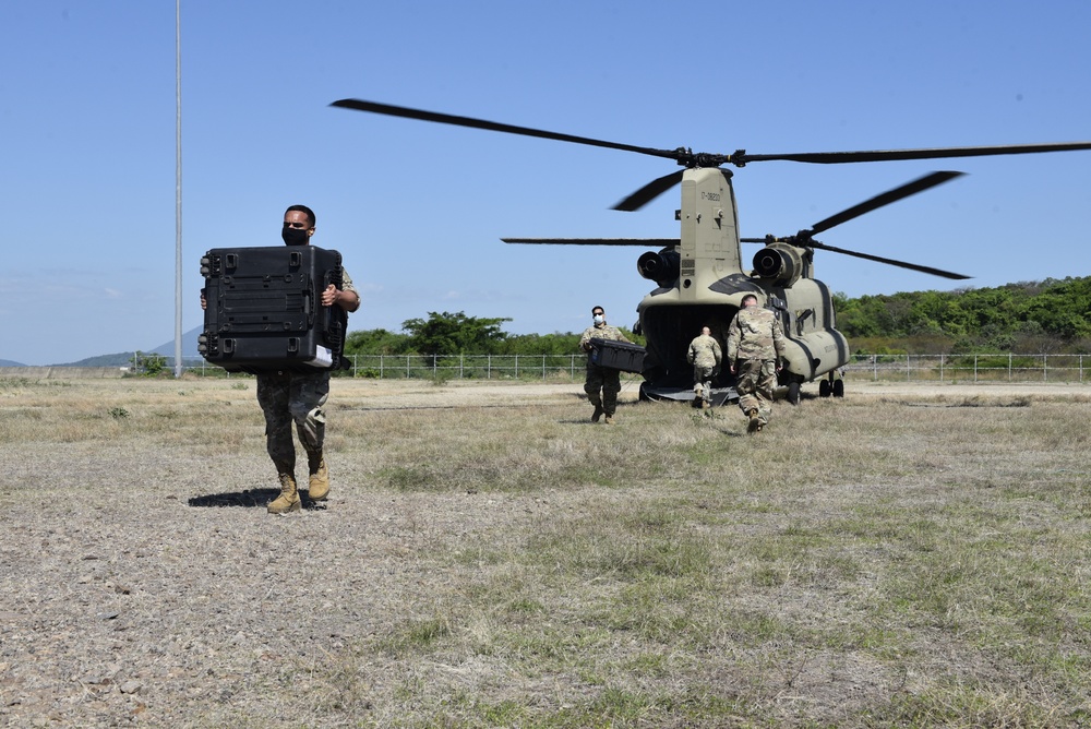 JTF-Bravo treats patients in El Salvador during Resolute Sentinel 21