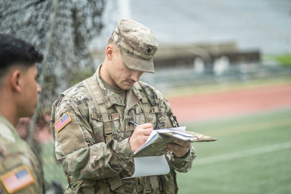 USARPAC BWC 2021: South Korea, Eighth Army, Spc. Seth Piotti copys intructions given