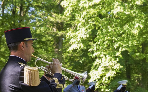 Belleau Wood Iron Mike wreath laying