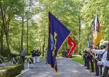 Belleau Wood Iron Mike wreath laying
