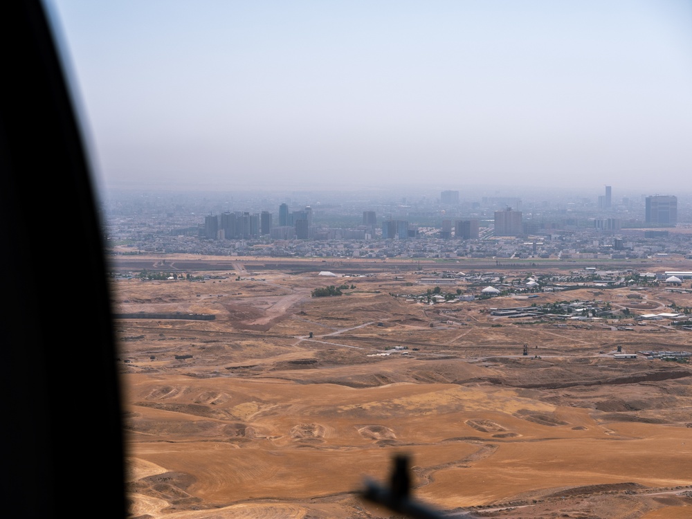 UH-60 Black Hawk over Iraq