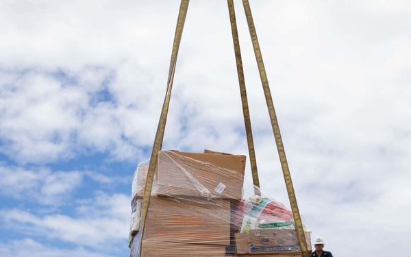USS Sioux City Sailors Conduct Stores Onload While the Ship is in Puerto Rico