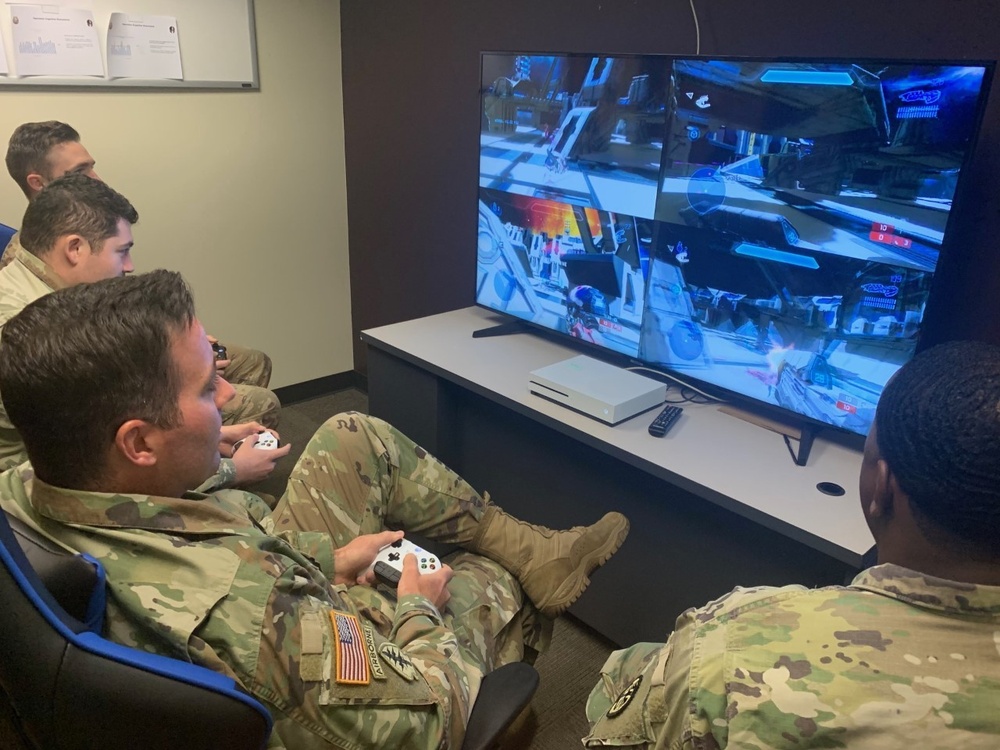 Recovering Soldiers Battle Side-by-Side in ‘Call of Duty’