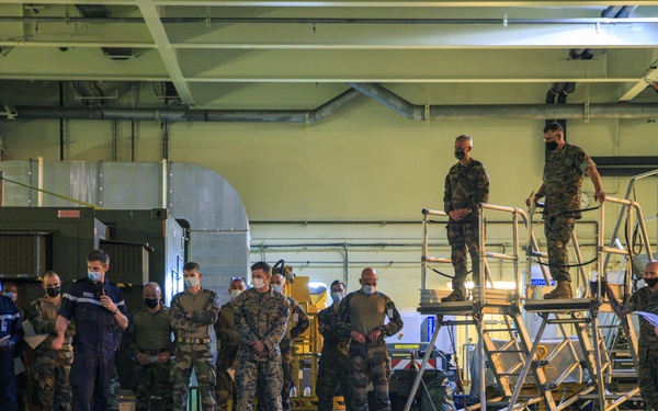 2d MARDIV CG visits French Forces