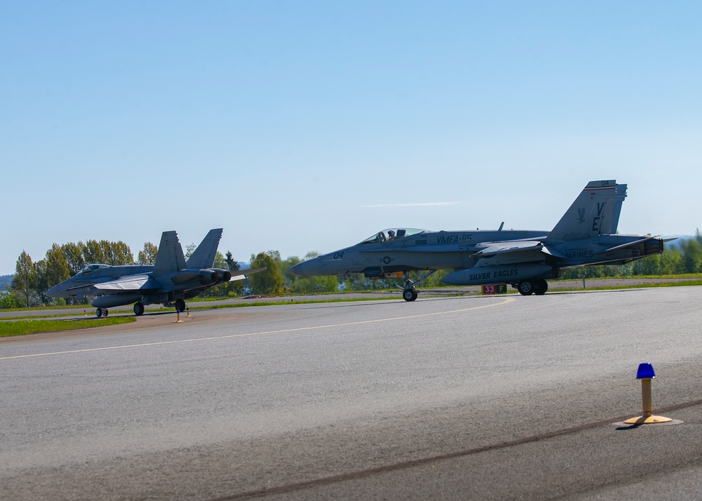 Marines train with Finnish Air Force