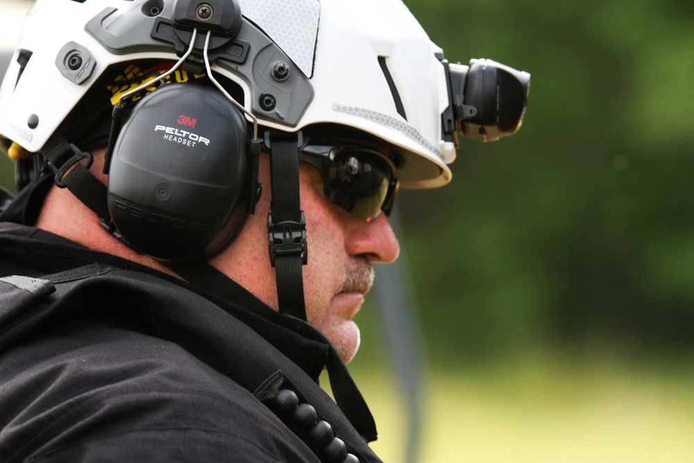 South Carolina National Guard UH-60s helicopters conduct joint-training with South Carolina Forestry Commission firefighters