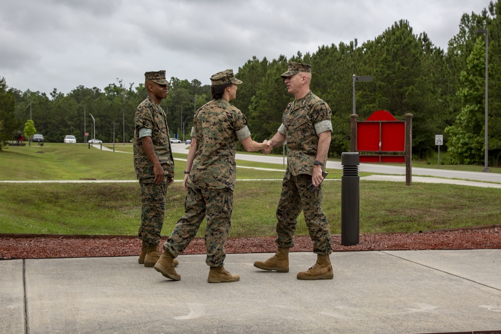 Lt. Gen. David A. Ottignon visits Wounded Warrior Battalion-East