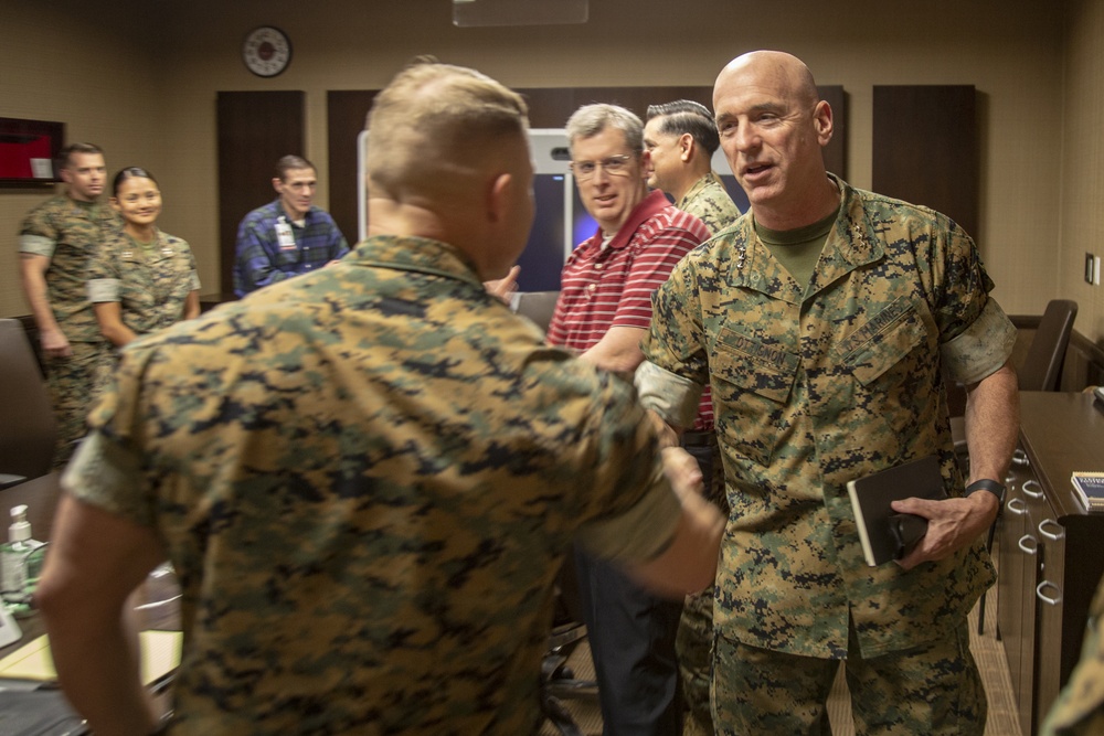 Lt. Gen. David A. Ottignon visits Wounded Warrior Battalion-East