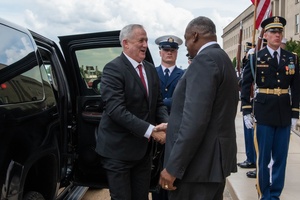 AFN Naples Radio News- Secretary of Defense Meets With Ukrainian Defense Minister and Marines Attacked in Turkey