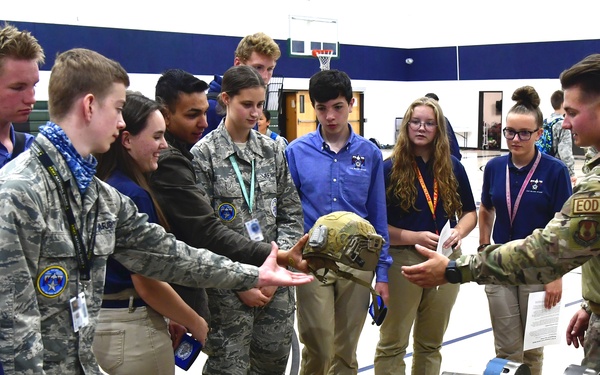 Hill Airmen foster interest in Air Force careers through UMA job fair