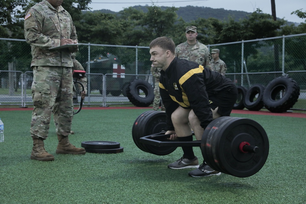 USARPAC BWC 2021: South Korea, Eighth Army, Spc. Seth Piotti preforms the Dead Lift exercise