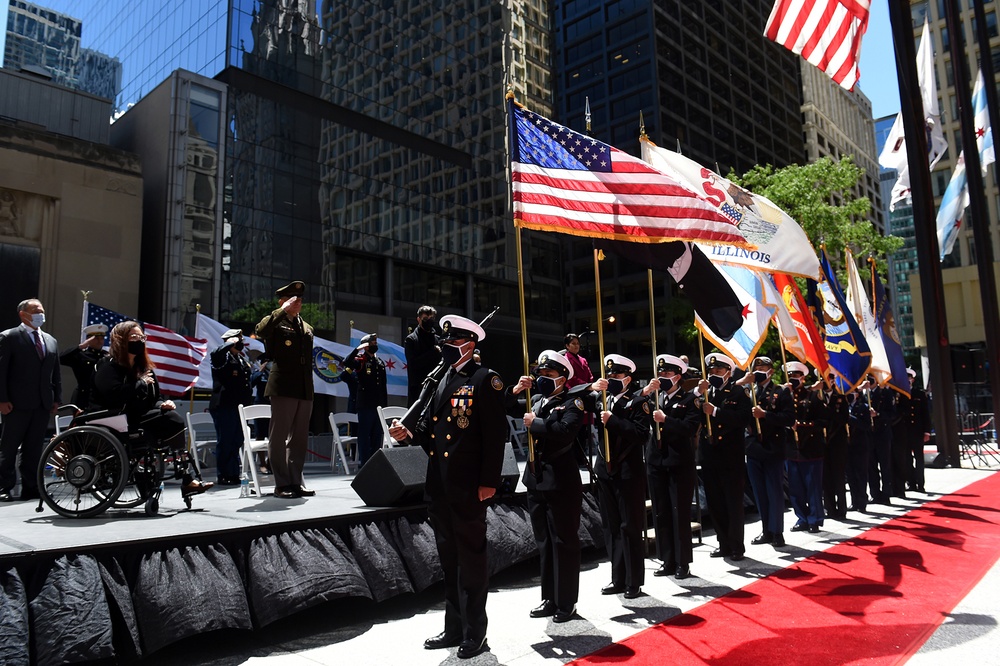 Sergeant Major of the Army Meets with Chicago Community leaders during Memorial Day Weekend