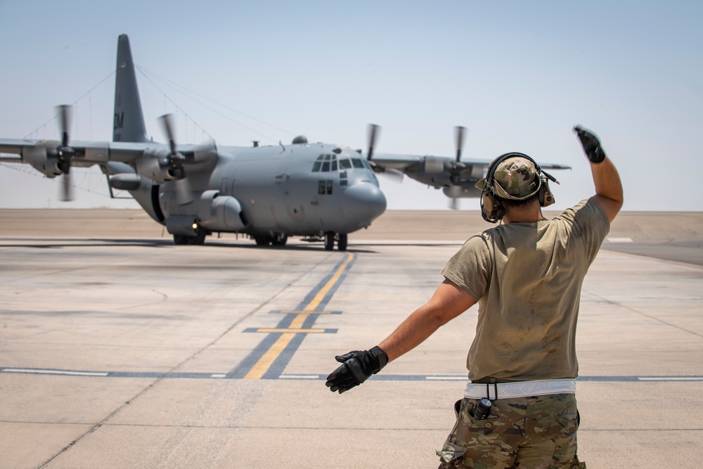 DVIDS - Images - Brig. Gen. Larry Broadwell, 380th Air Expeditionary ...