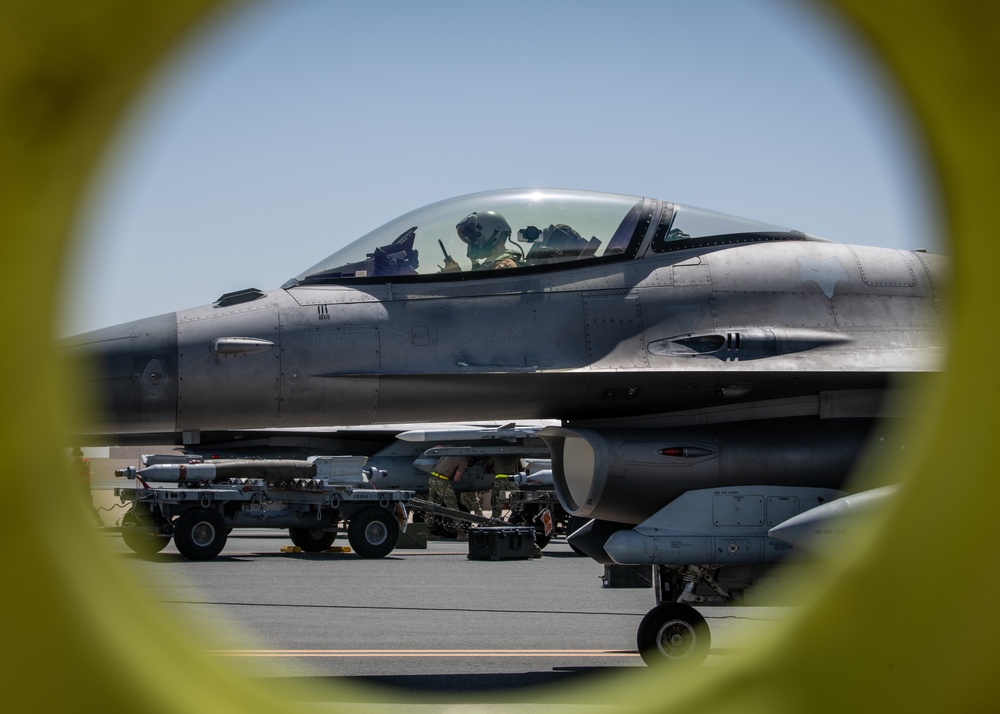 PSAB and AUAB collaborate for F-16 ICTs