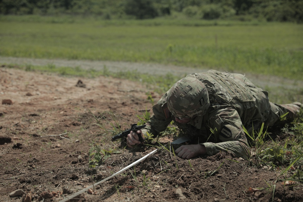 USARPAC BWC 2021: South Korea, 311th Theater Tactical Signal Brigade, Pfc. Kyle Kingman low crawling