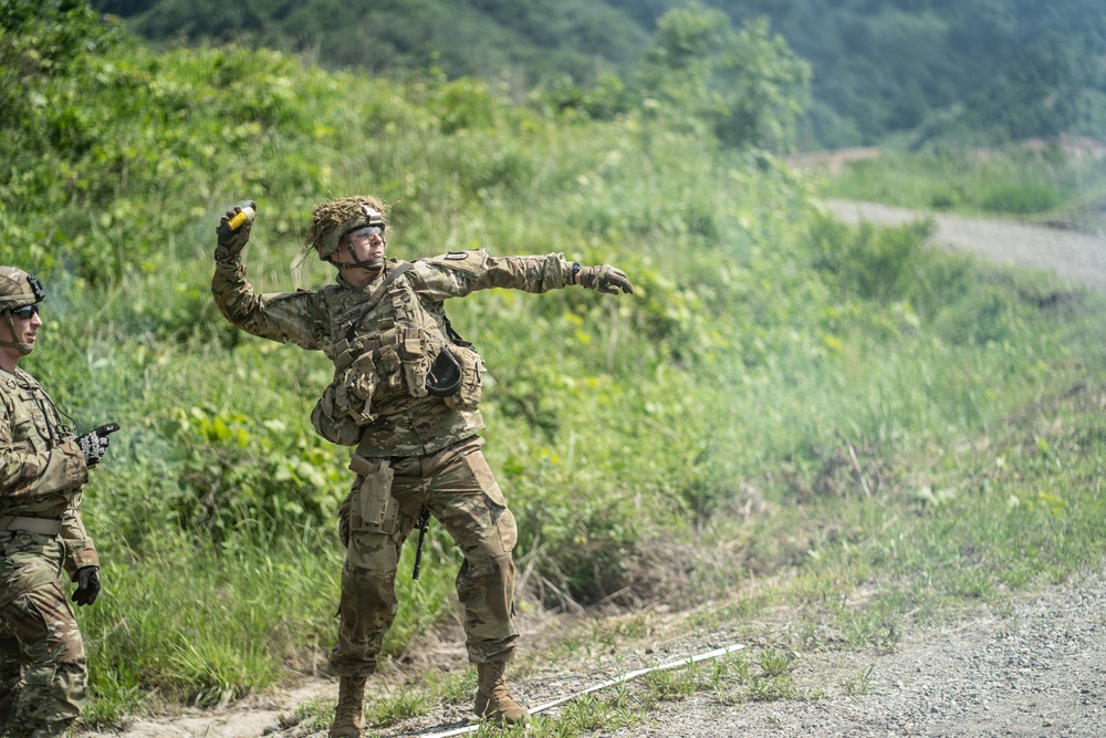 USARPAC BWC 2021: South Korea, Eighth Army, Sgt. Steven Levesque throws a Simulted Grenade