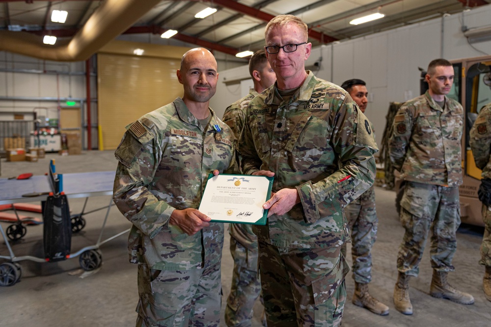 386th ELRS Airmen receive medals