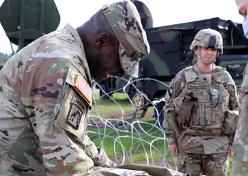 Army Surgeon General visits Baumholder