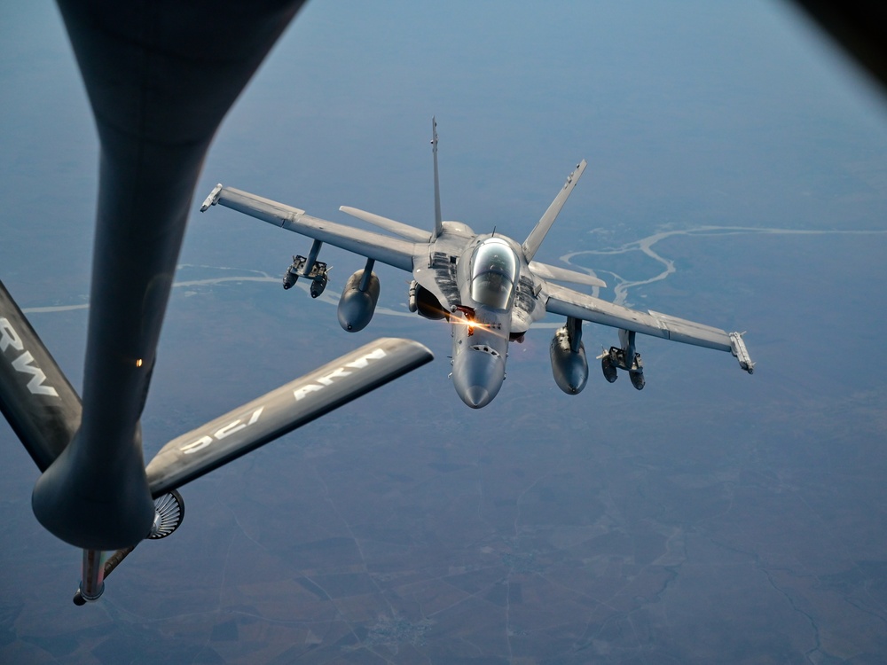 340th EARS refuel Marine F/A-18 fighters