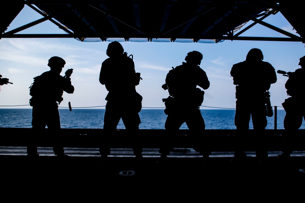 Marines, Sailors learn how to get ready for a raid