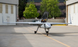 B-1B Lancer pilots test augmented reality in air