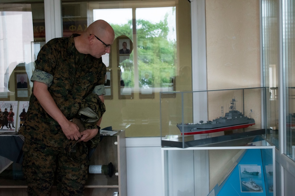 U.S. Marines tour Ukrainian Marine base