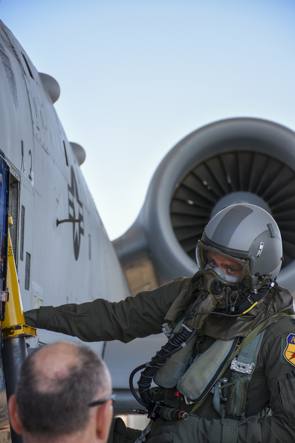 Pilot engages in AERPS training to simulate takeoff from contaminated environment
