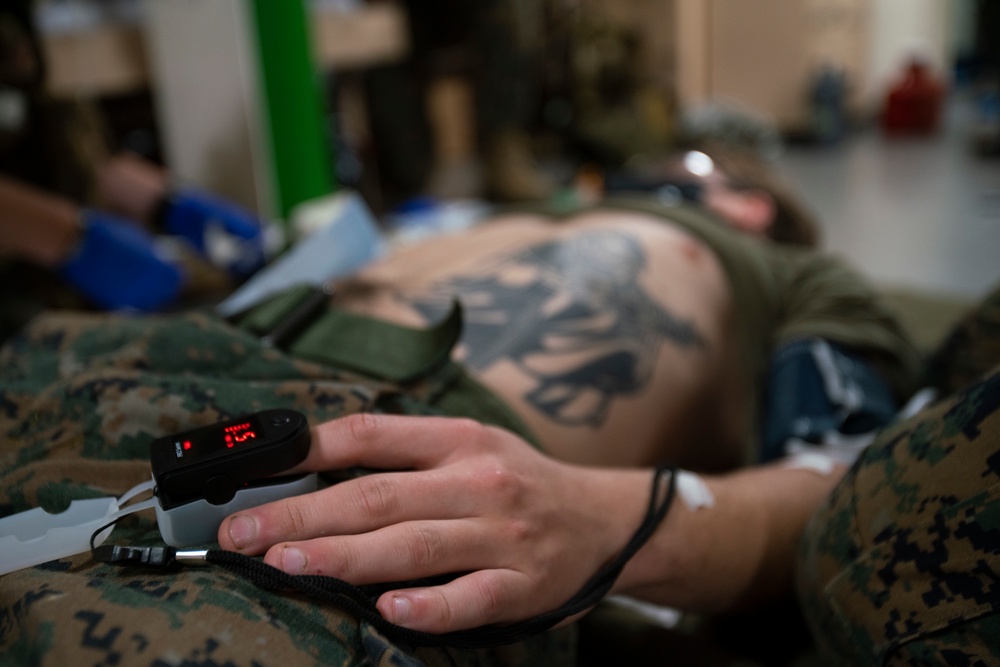 15th MEU Marines, Sailors perform Valkyrie emergency fresh whole blood