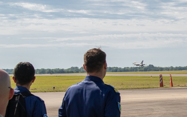 Romania's 86th Air Base personnel visit Alabama