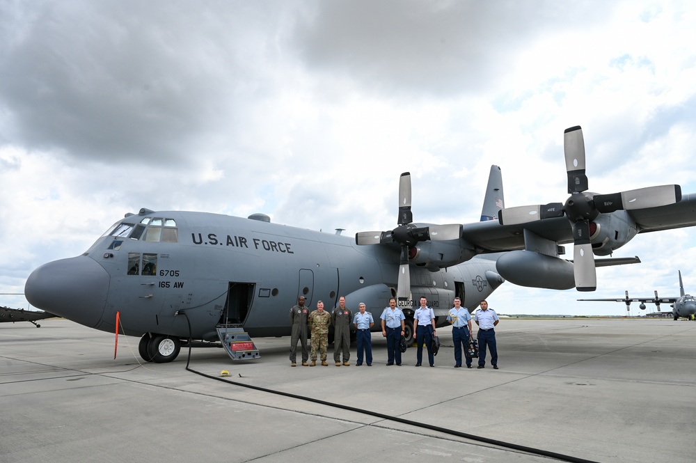 Argentine Air Force’s Chief of Staff visits 165th Airlift Wing