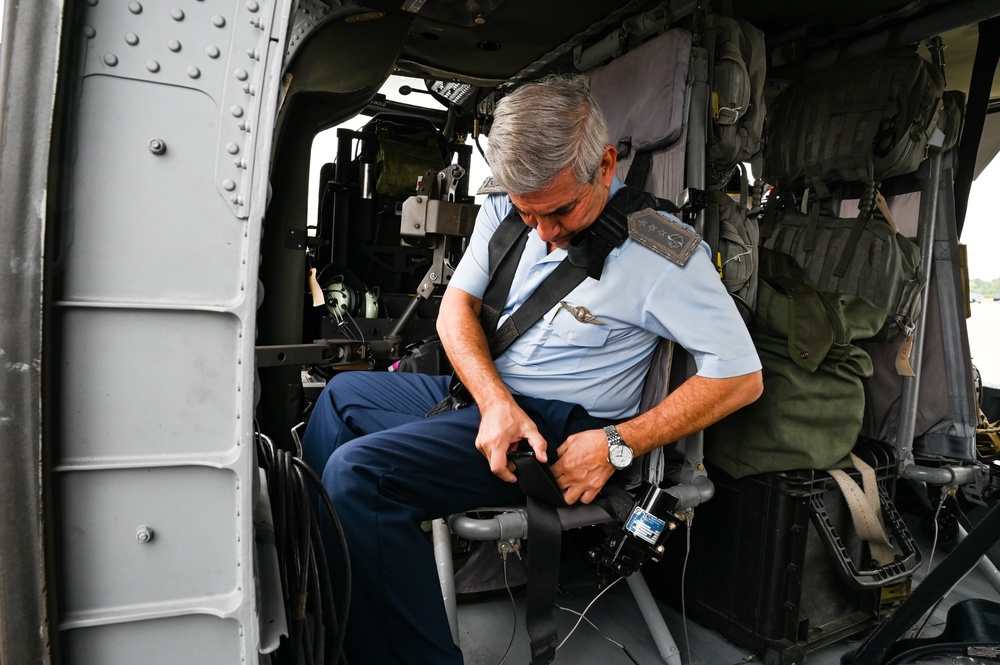 Argentine Air Force’s Chief of Staff visits 165th Airlift Wing