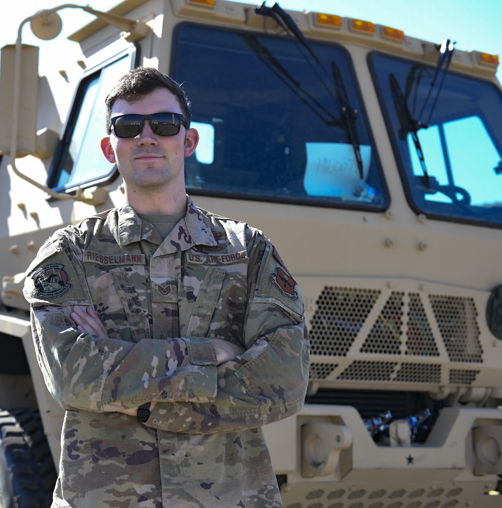 Luke AFB EOD technician awarded 2021 AETC Outstanding Airman of the Year