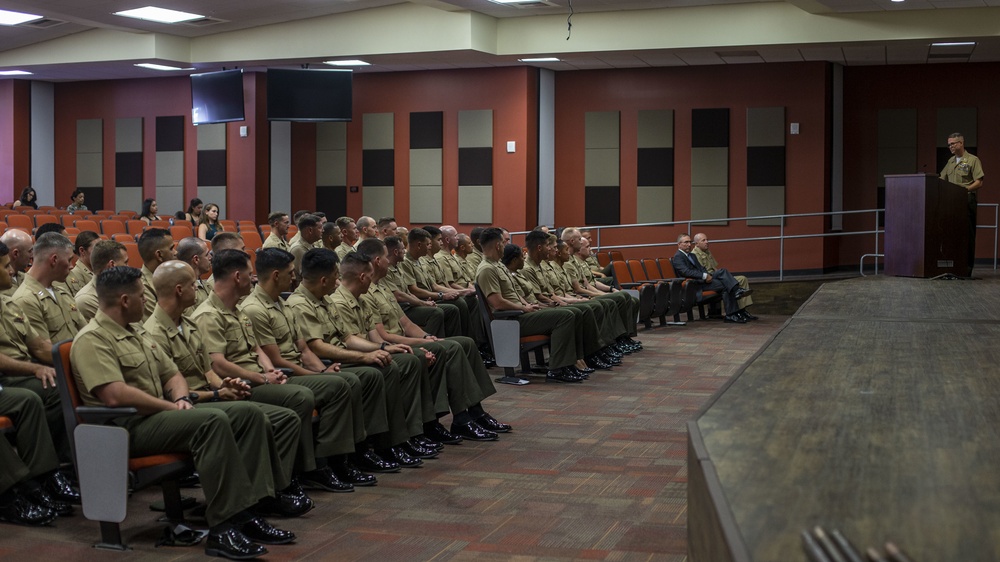 Expeditionary Warfare School blended seminar graduates latest class