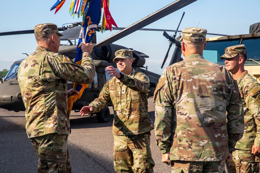 1-228th Aviation Regiment welcomes new commander, recalls record year of hurricane relief efforts