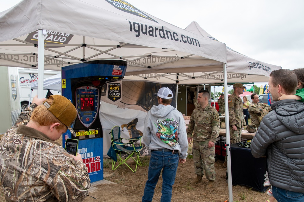 NCARNG RRB, NCNG Museum &amp; 430th EOD @ First Fruits Farm Memorial Balloon Festival