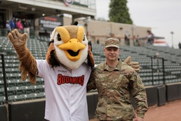 Chicagoland baseball team honors service during Frontier League baseball Memorial Day game