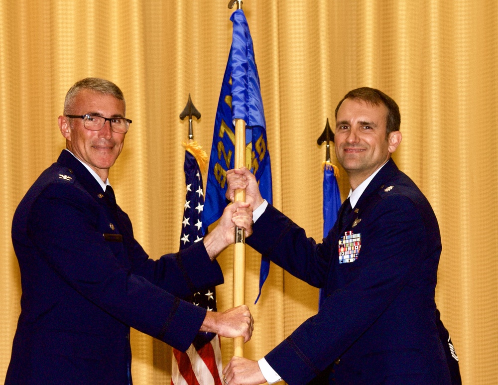 927th Operations Support Squadron welcomes new commander