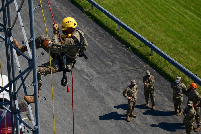 NY Command Chief Visits 105th Airlift Wing